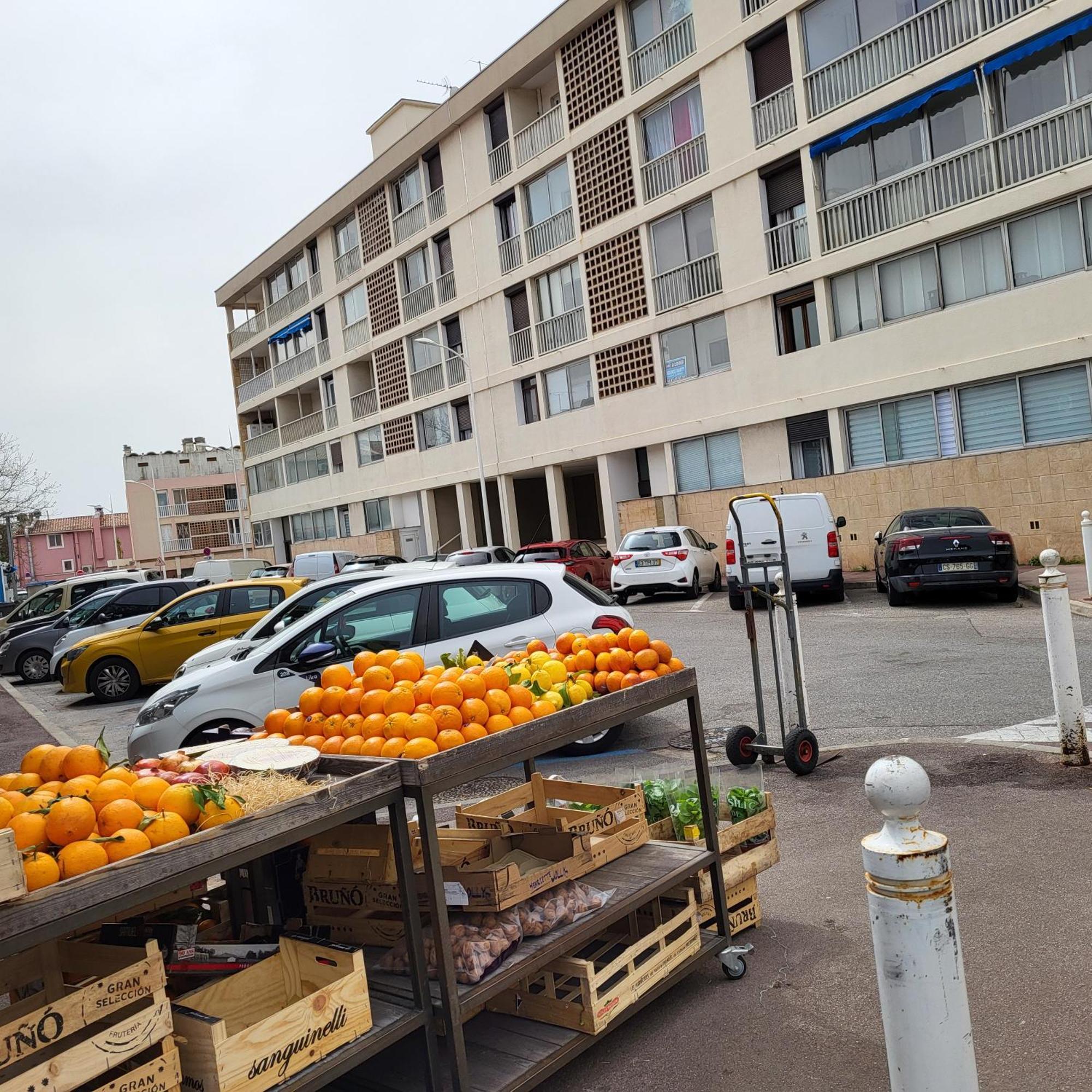 A 50M Du Port De Carry-Cote Bleue Apartment Exterior photo